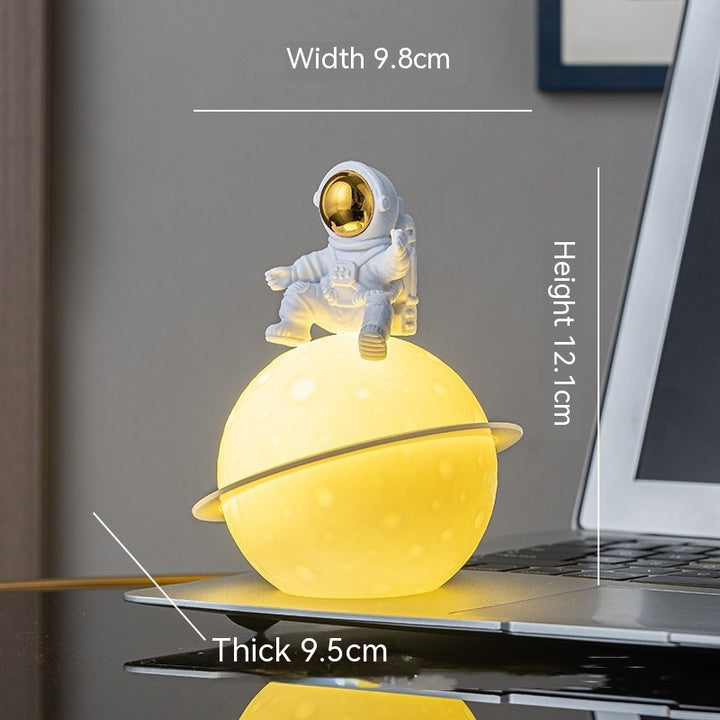 Astronaut Small Night Lamp Table Decorations Q2