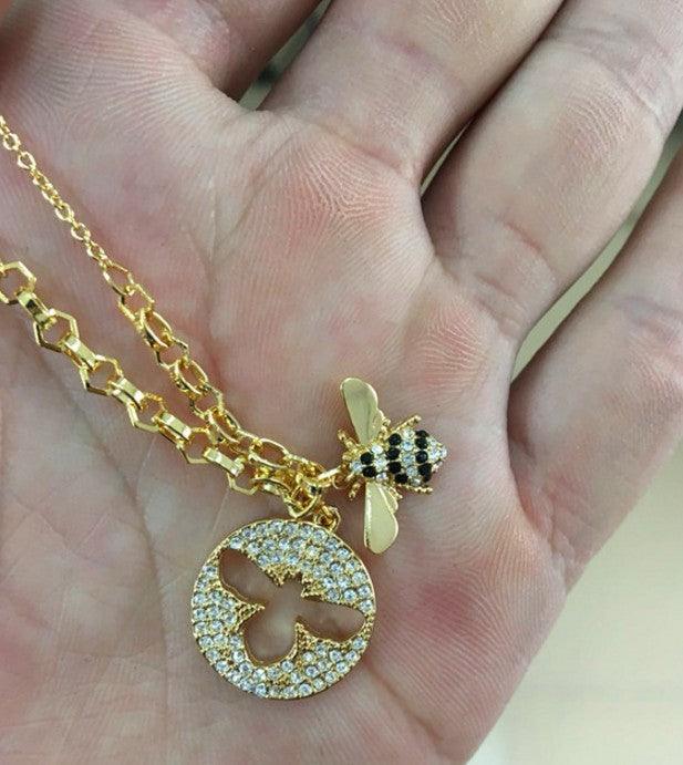 Bee Necklace - Super Amazing Store