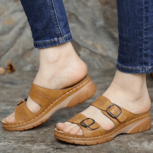 Two-tone bottom buckle sandals and slippers - Super Amazing Store