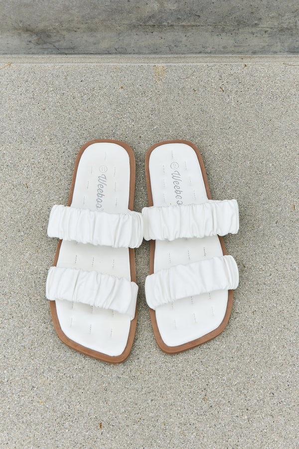 Weeboo Double Strap Scrunch Sandal in White Trendsi