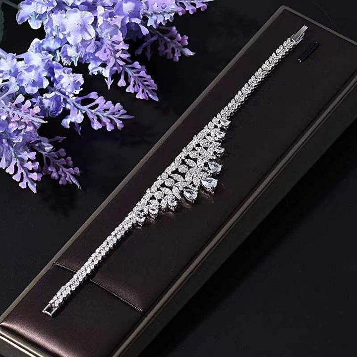Sparkling Diamond Zircon Necklace Fashion Four-piece Accessories - Super Amazing Store