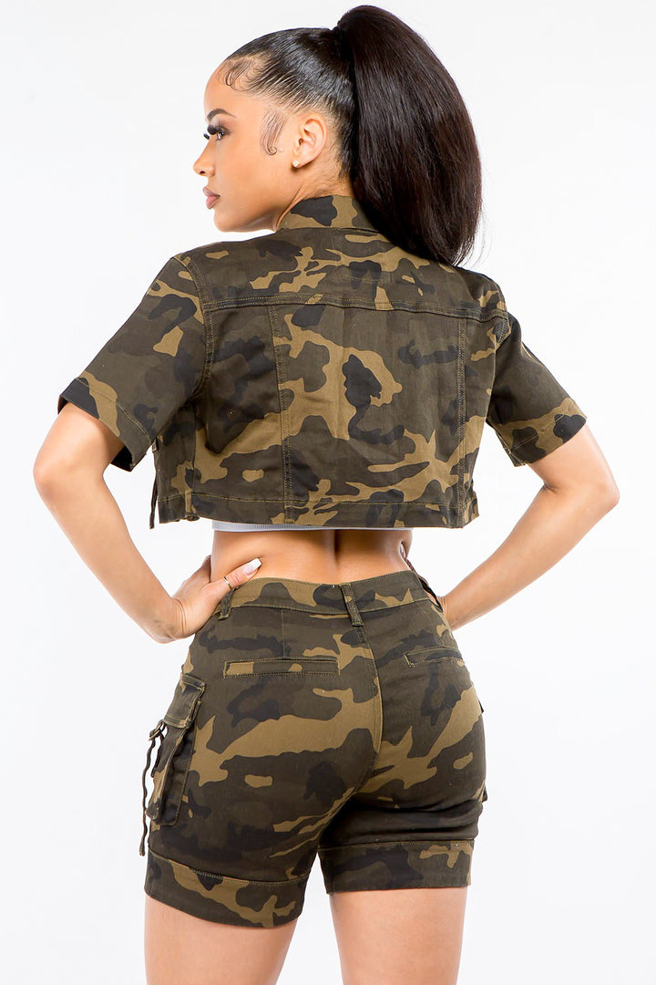 American Bazi Full Size Camouflage Short Sleeve Cropped Jacket Trendsi