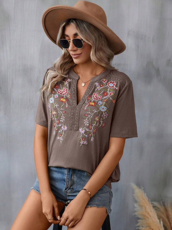 Fashion Flowers Embroidery Short Sleeve T-shirt Summer Stitching Lace-collared Blouse-Super Amazing Store