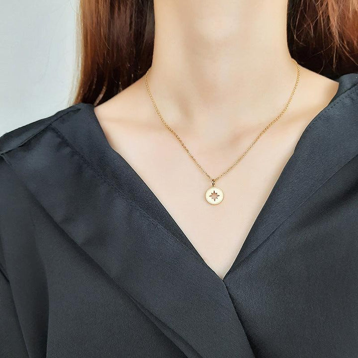 Eight Awn Star Hollow Pendant Clavicle Round Necklace - Super Amazing Store