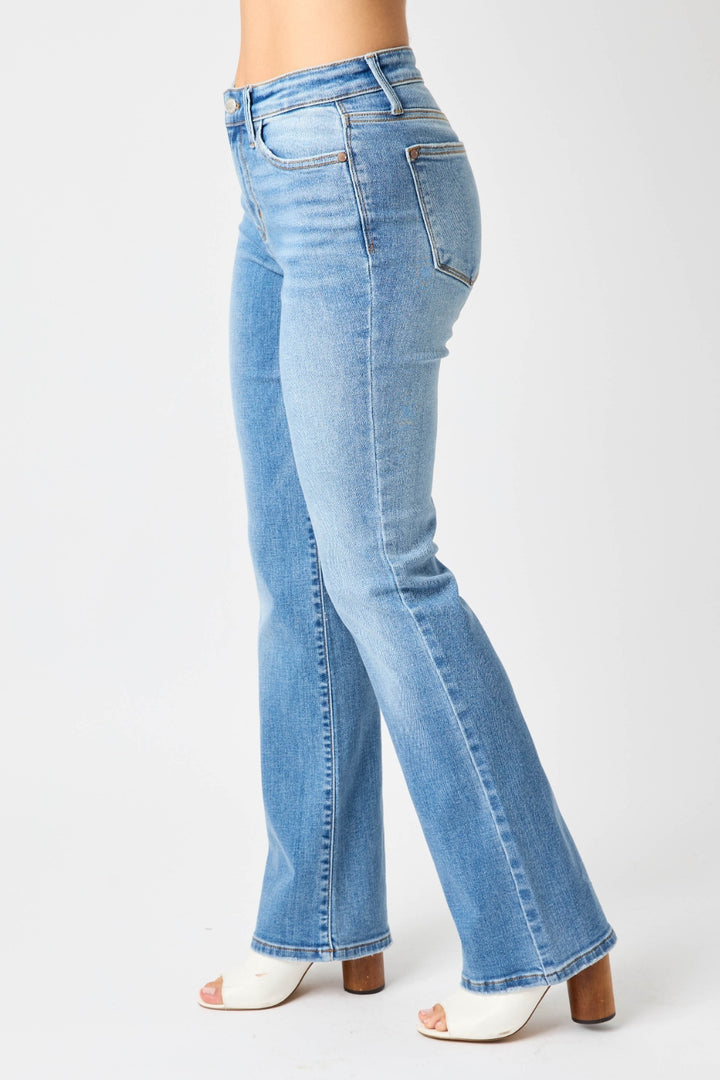 Judy Blue Full Size Mid-Rise Waist Straight Jeans Trendsi