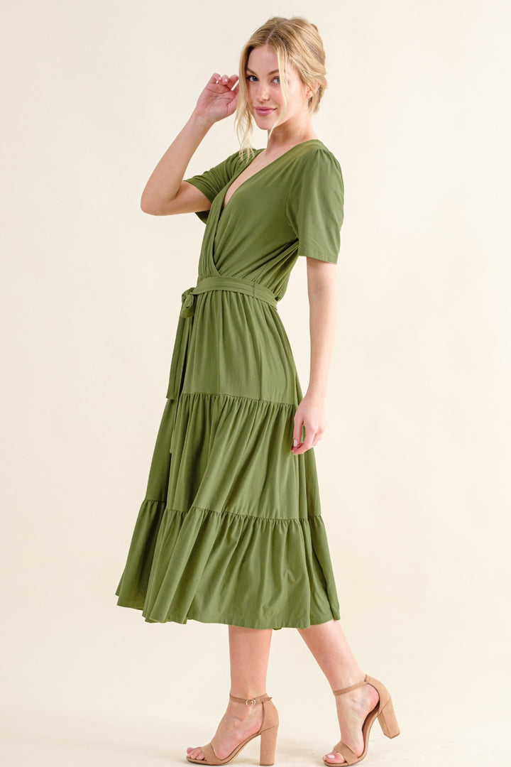 And The Why Soft Short Sleeve Tiered Midi Dress Trendsi