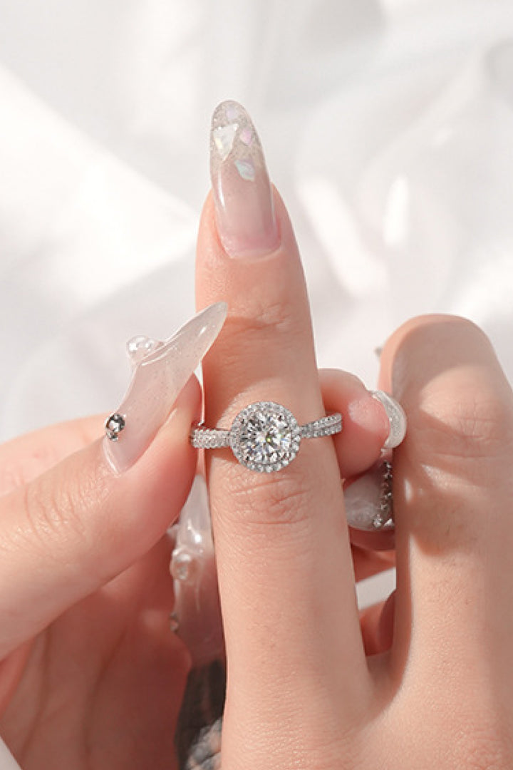 1 Carat Moissanite Round Shape Ring - Super Amazing Store