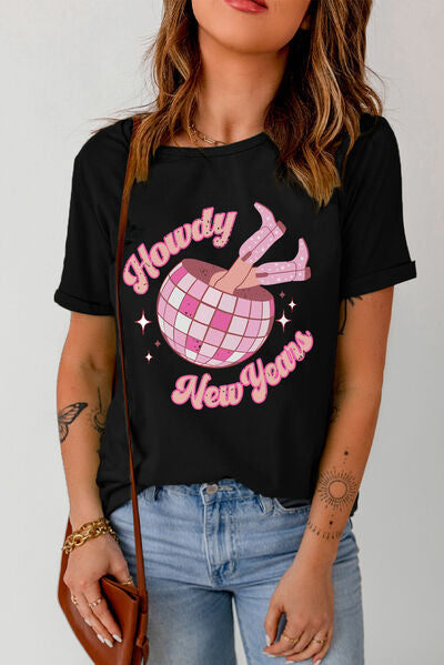 HOWDY NEW YEARS Round Neck T-Shirt Trendsi