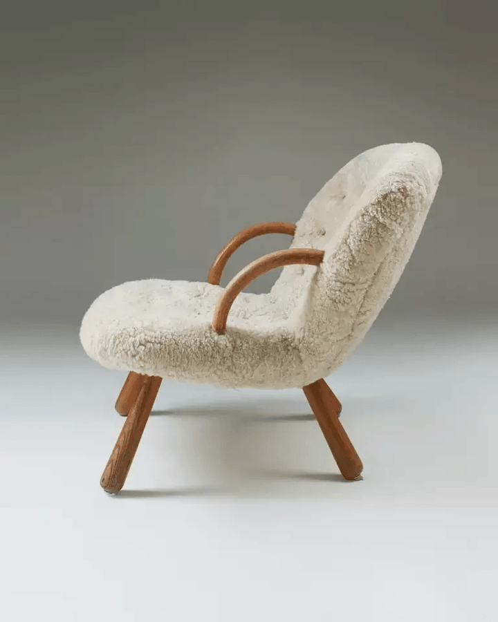 Modern Design Lounge Chair in Teddy Fabric Solid Wood Frame with Arm for Living Room Furniture - Super Amazing Store